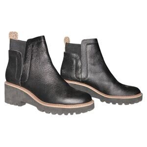 Dolce Vita Huey H2O Water-Resistant Black Leather Lug Sole Booties 8